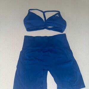 Oner Active Blue Sports Bra, biker shorts, and tote bag